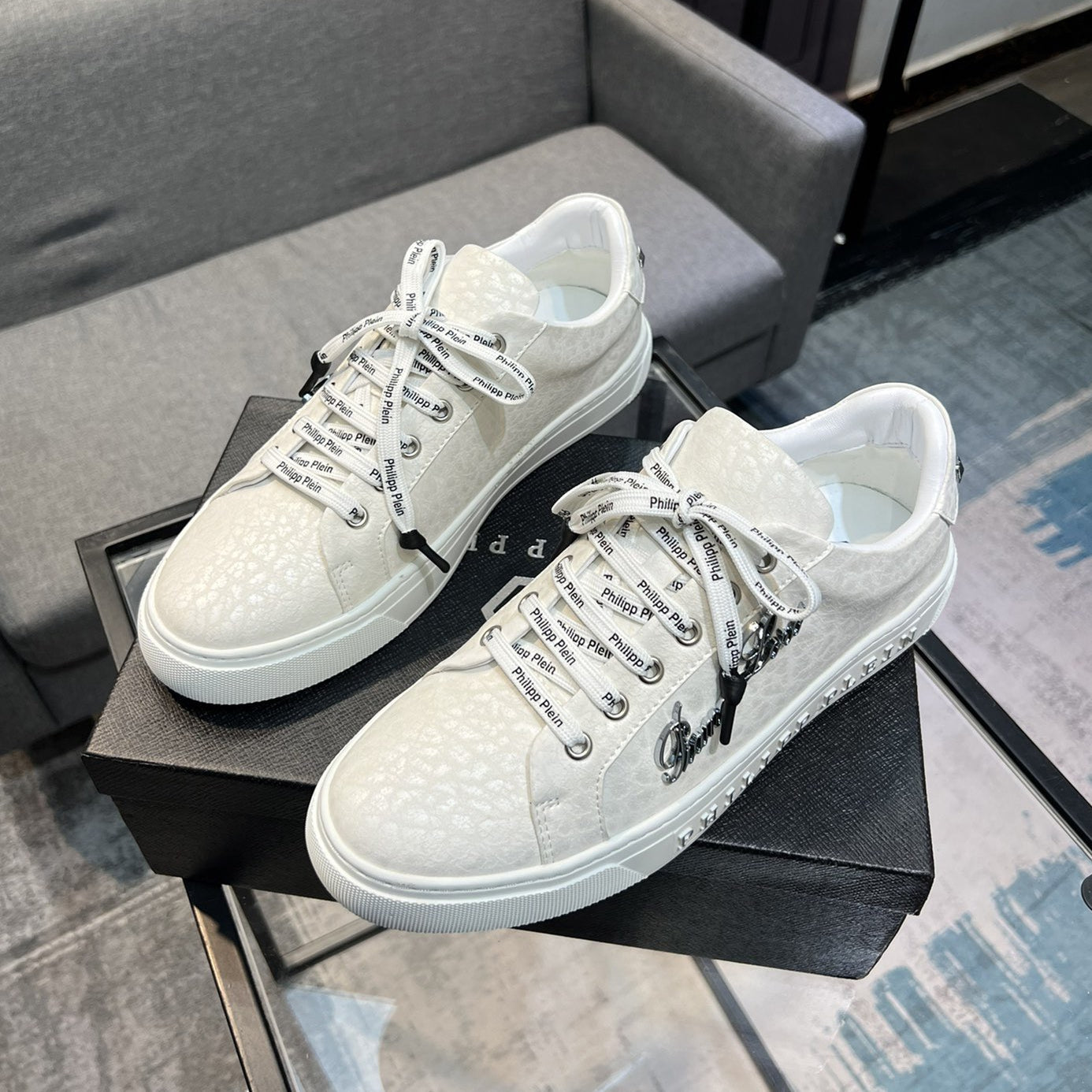 SOLA-PP leather shoes