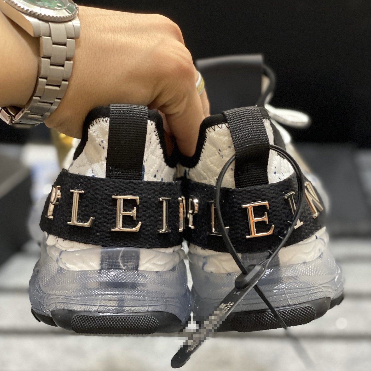 SOLA-PP Flyknit sneakers