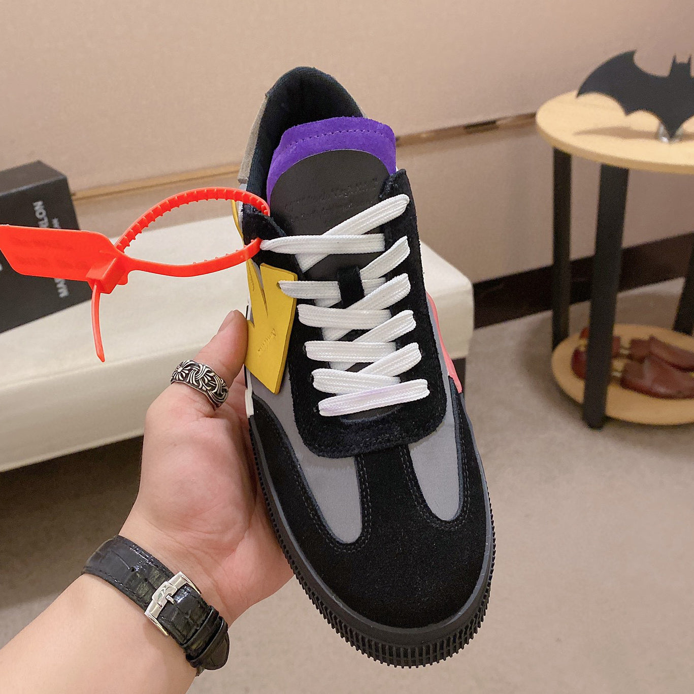 SOLA-OFF Leather shoes