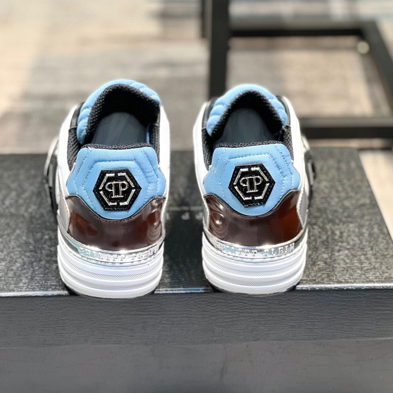 SOLA-leather shoes