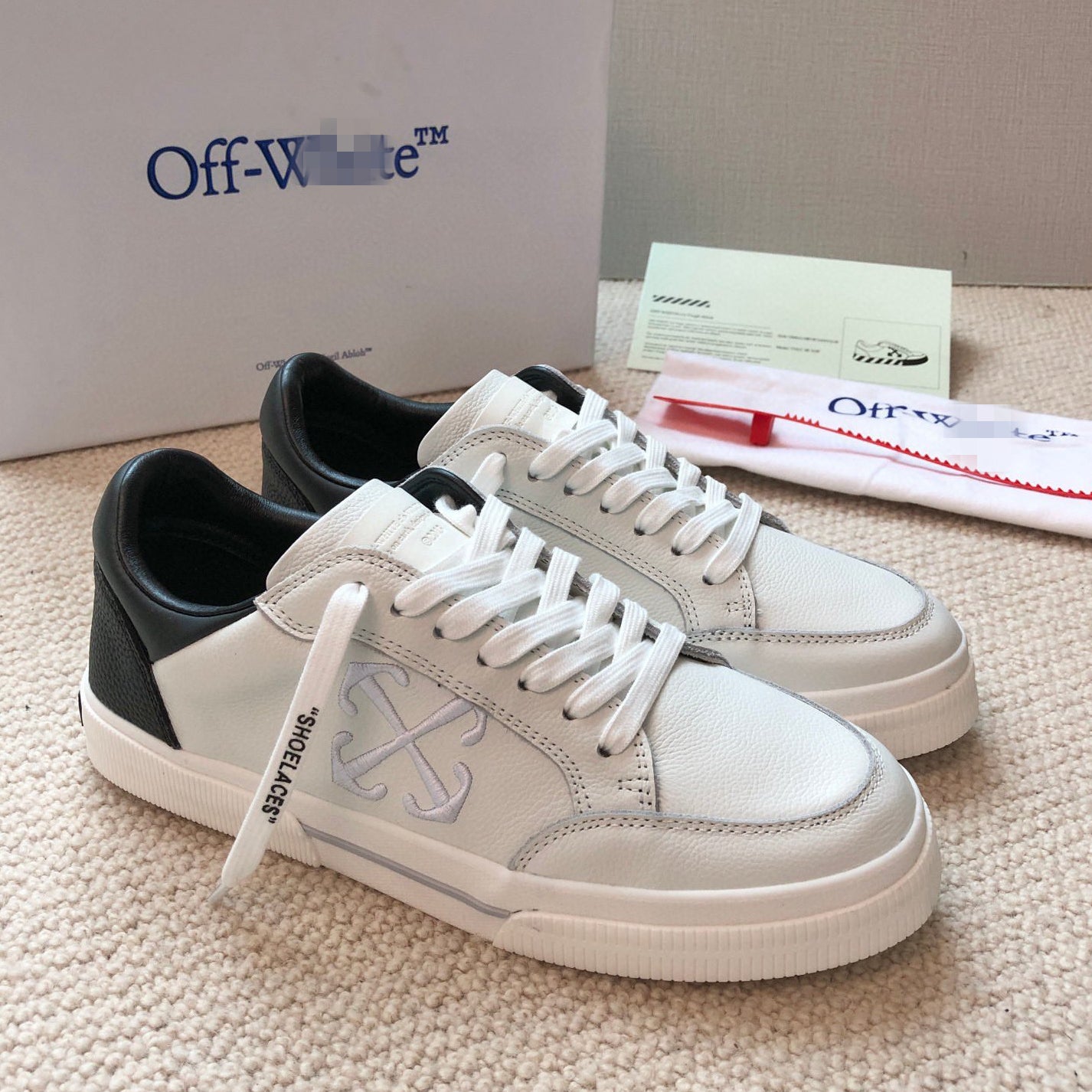 SOLA-OFF Leather shoes
