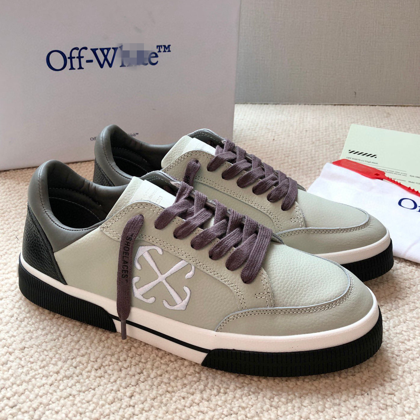 SOLA-OFF Leather shoes