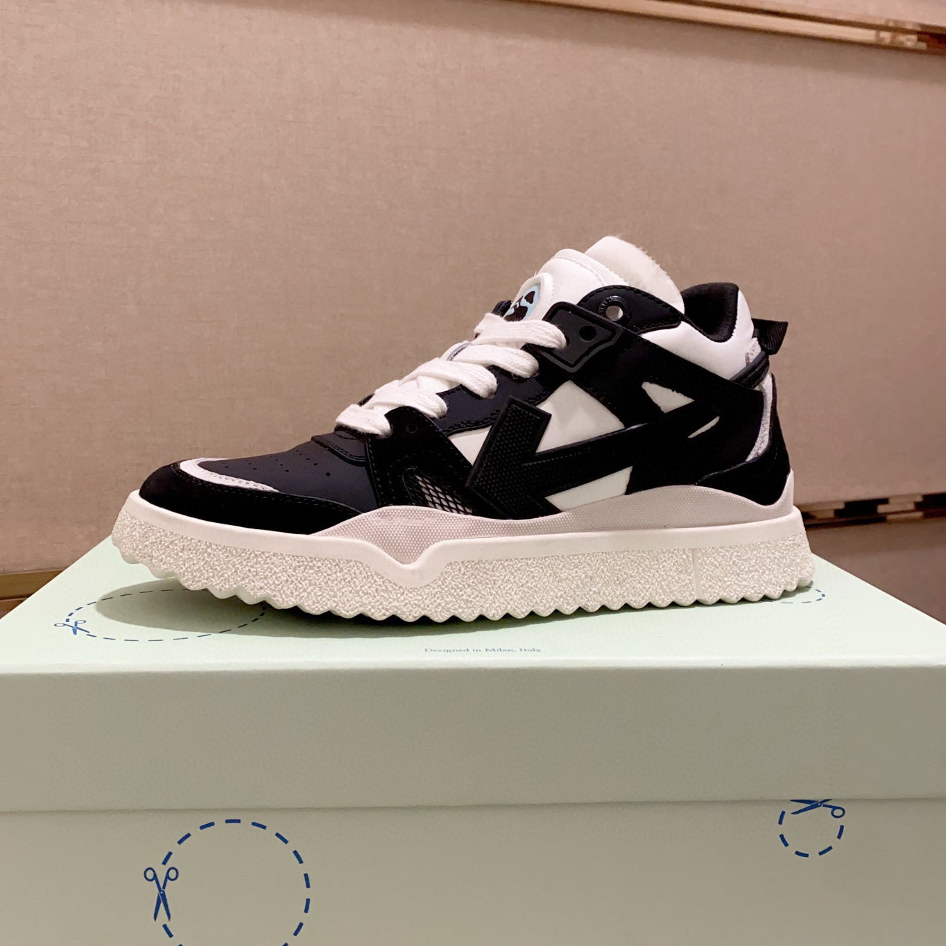 SOLA-OFF Leather shoes