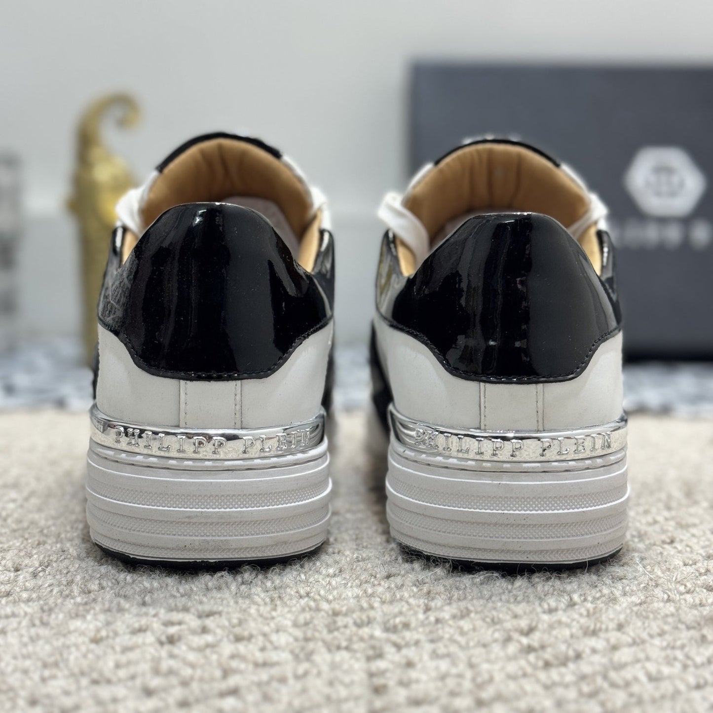 SOLA-PP leather shoes