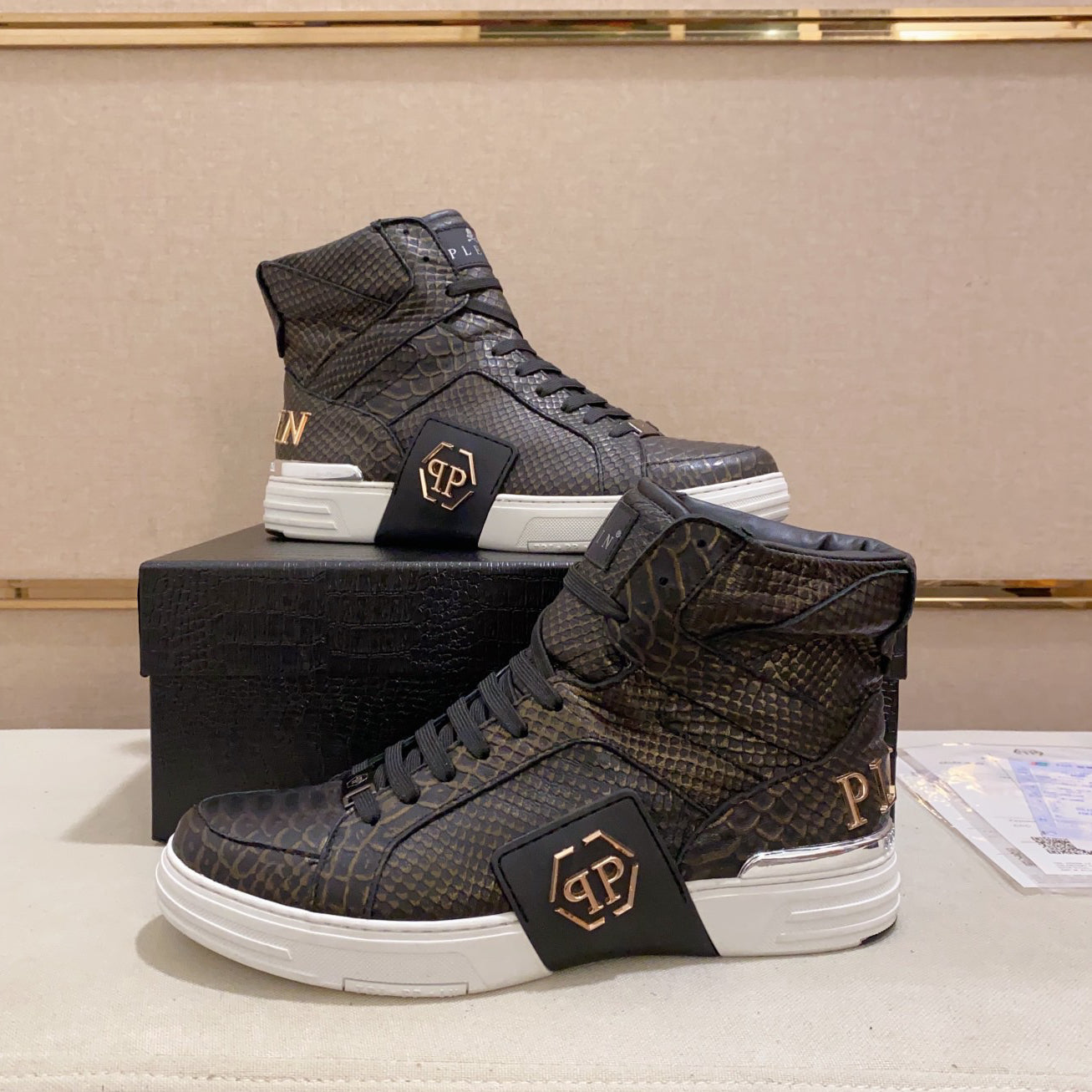 SOLA-PP High Top Leather shoes