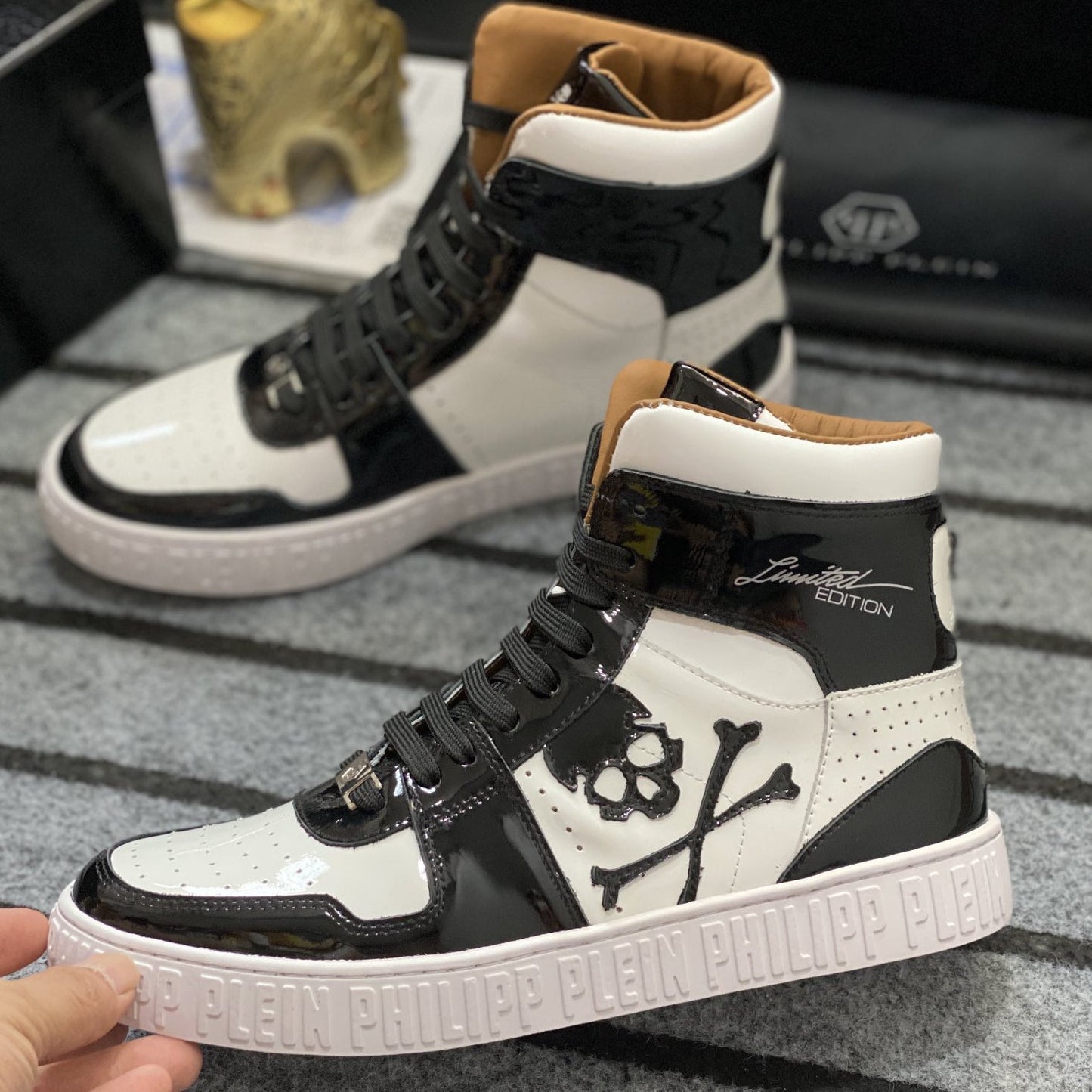 SOLA-PP High Top Leather shoes