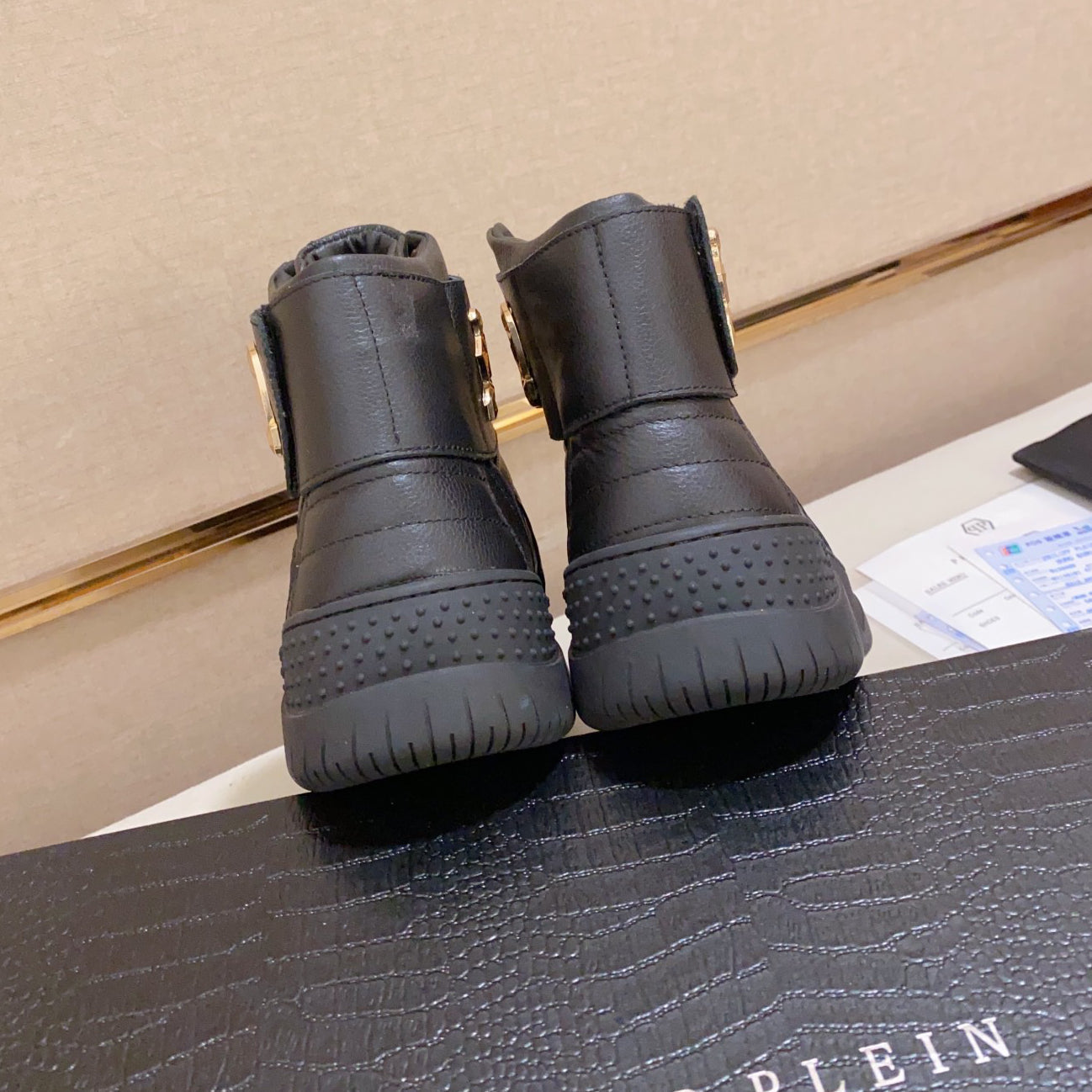 SOLA-PP High Top Leather shoes