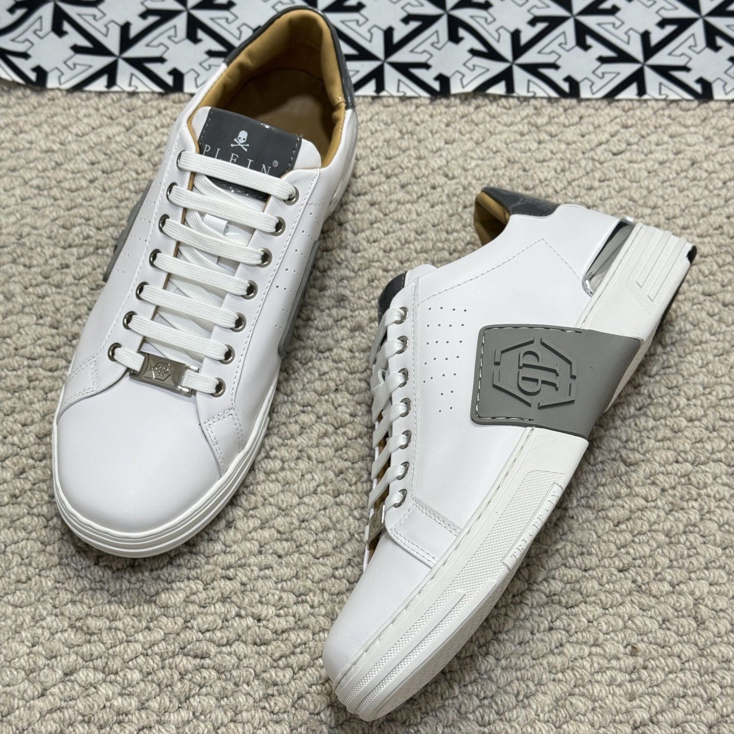 SOLA-PP leather shoes