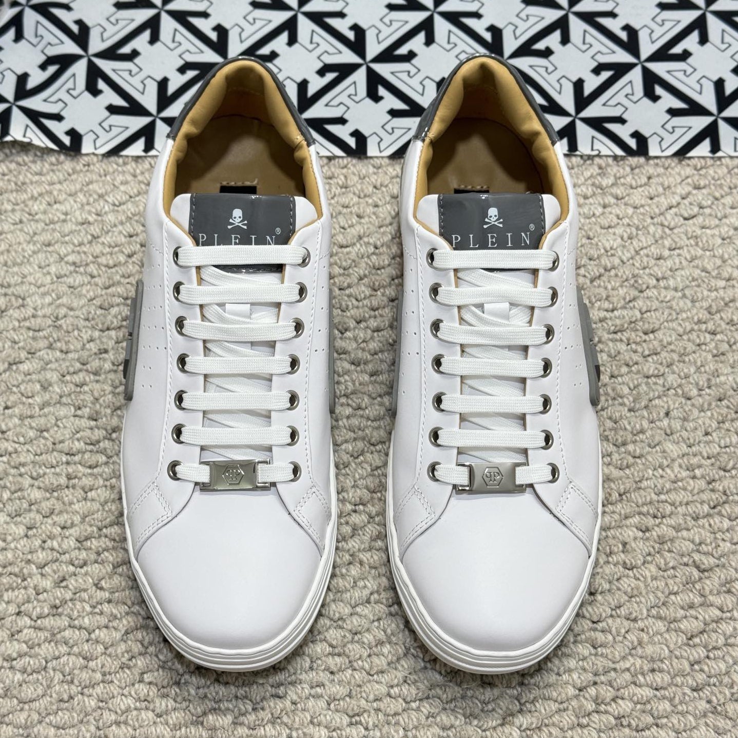 SOLA-PP leather shoes
