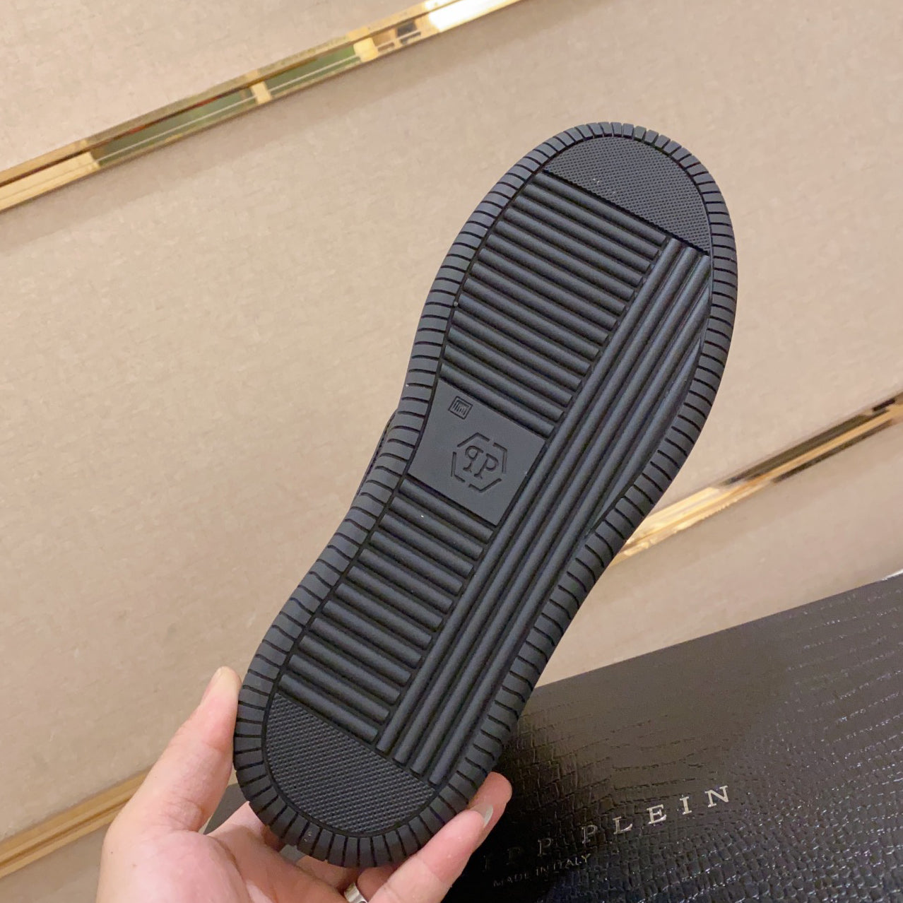 SOLA-PP High Top Leather shoes