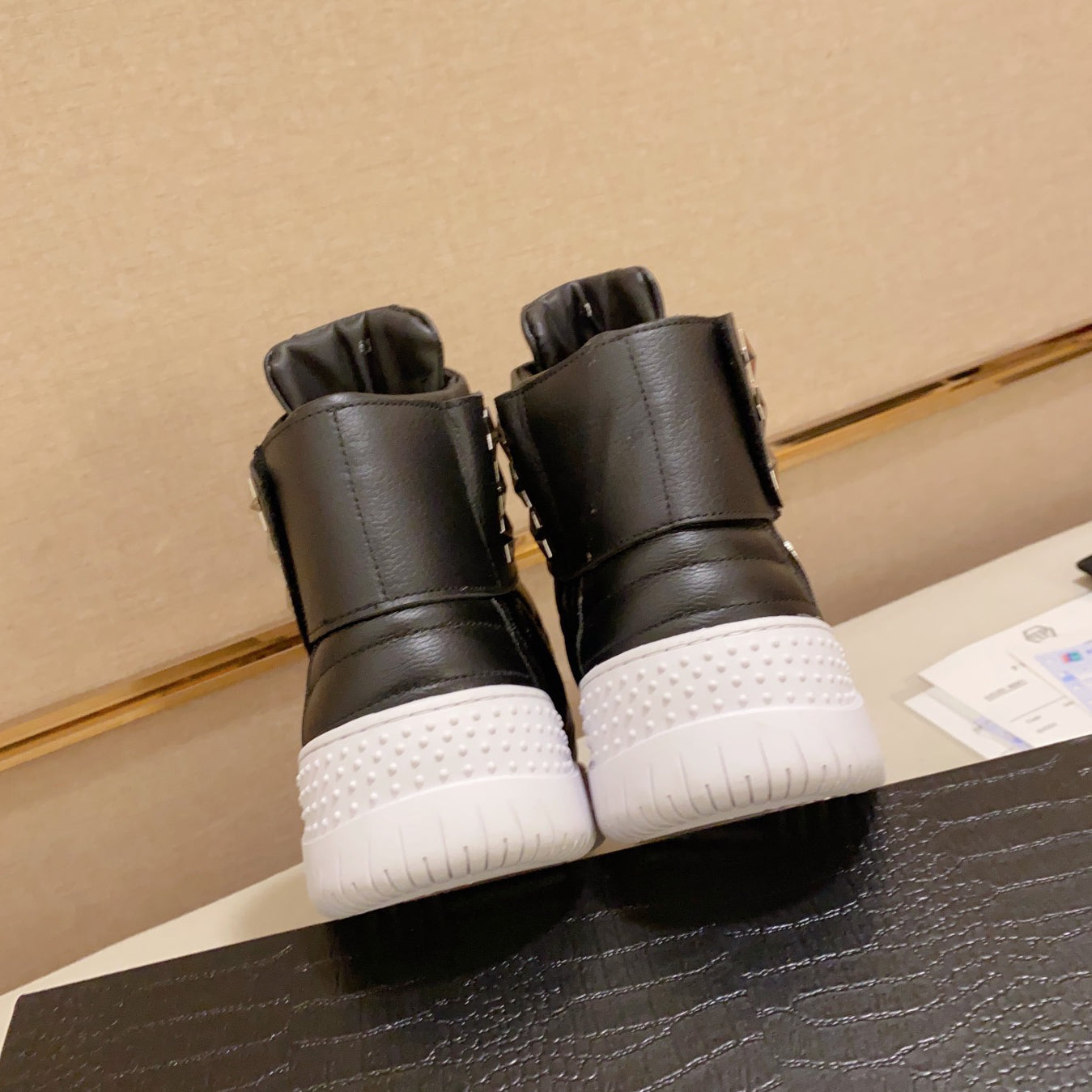 SOLA-PP High Top Leather shoes