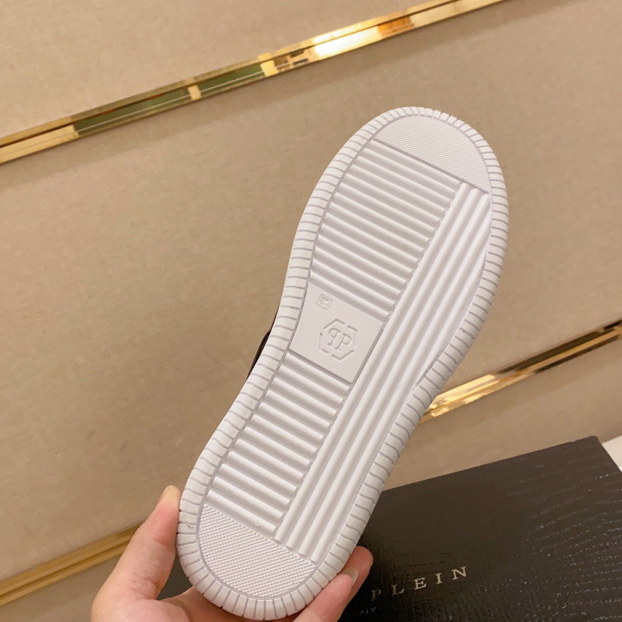SOLA-PP High Top Leather shoes