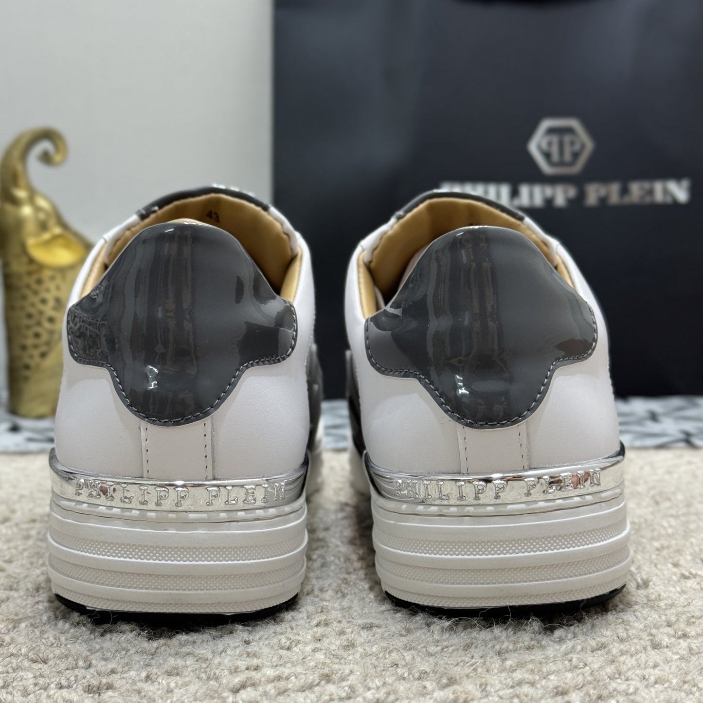 SOLA-PP leather shoes