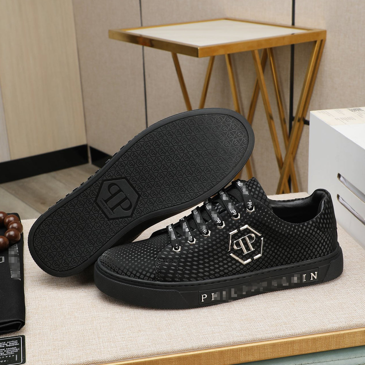 SOLA-PP leather shoes