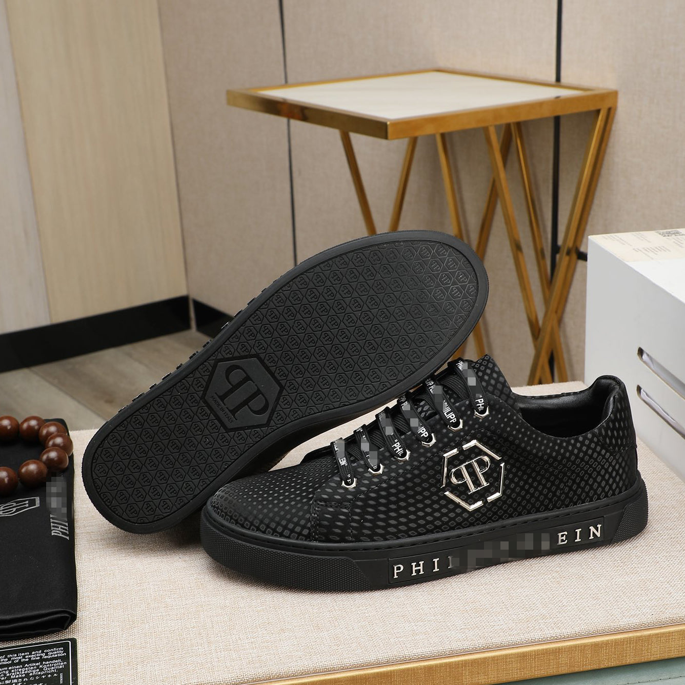 SOLA-PP leather shoes