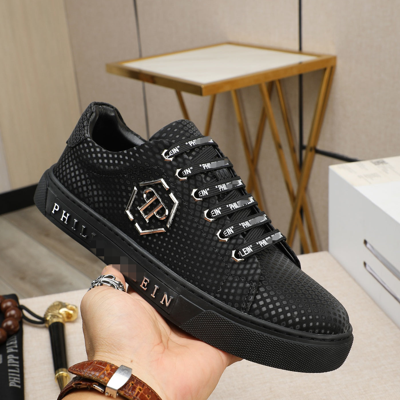 SOLA-PP leather shoes