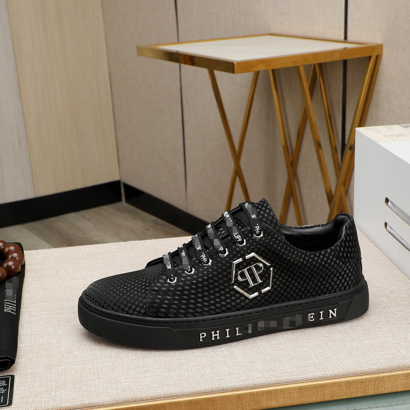 SOLA-PP leather shoes